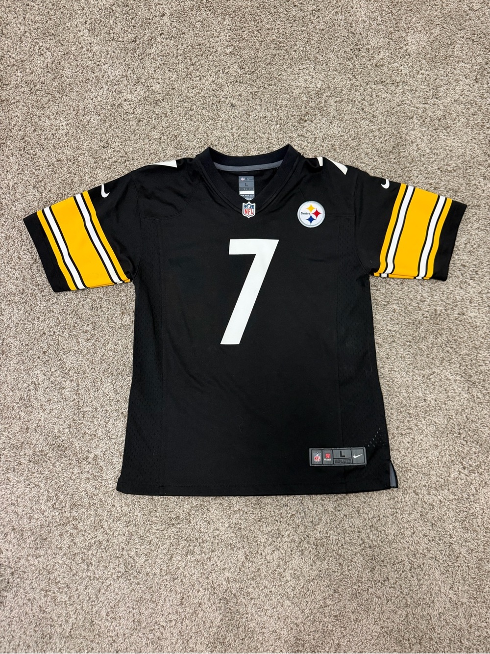 NFL Black On-Field Nike Jersey Tag Detail